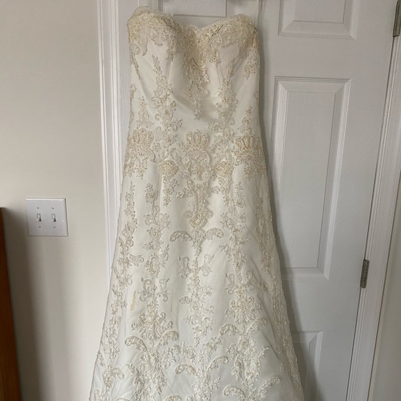 Casablanca Bridal Dresses & Skirts - Casablanca Bridal wedding dress size 12